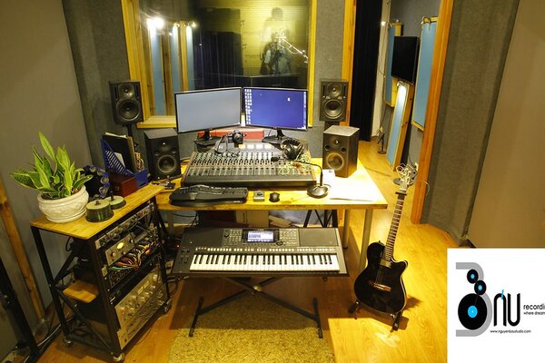 Nguyễn Báu Studio – một ví dụ điển hình về địa chỉ có đầy đủ các thiết bị phòng thu âm chuyên nghiệp